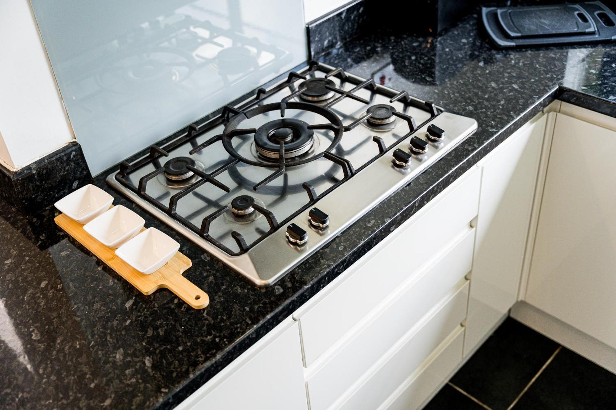 Brook Meadow House, 4 Bed House, Manchester Astley  외부 사진