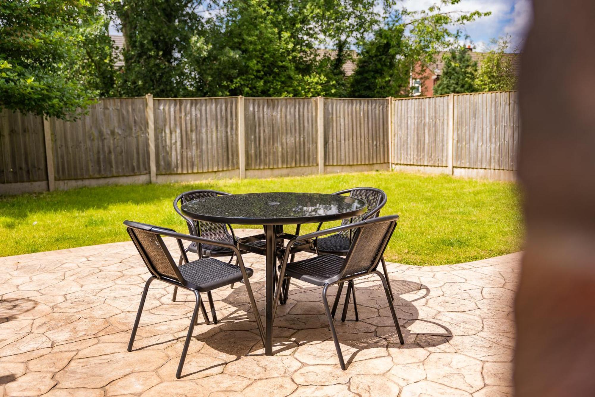 Brook Meadow House, 4 Bed House, Manchester Astley  외부 사진