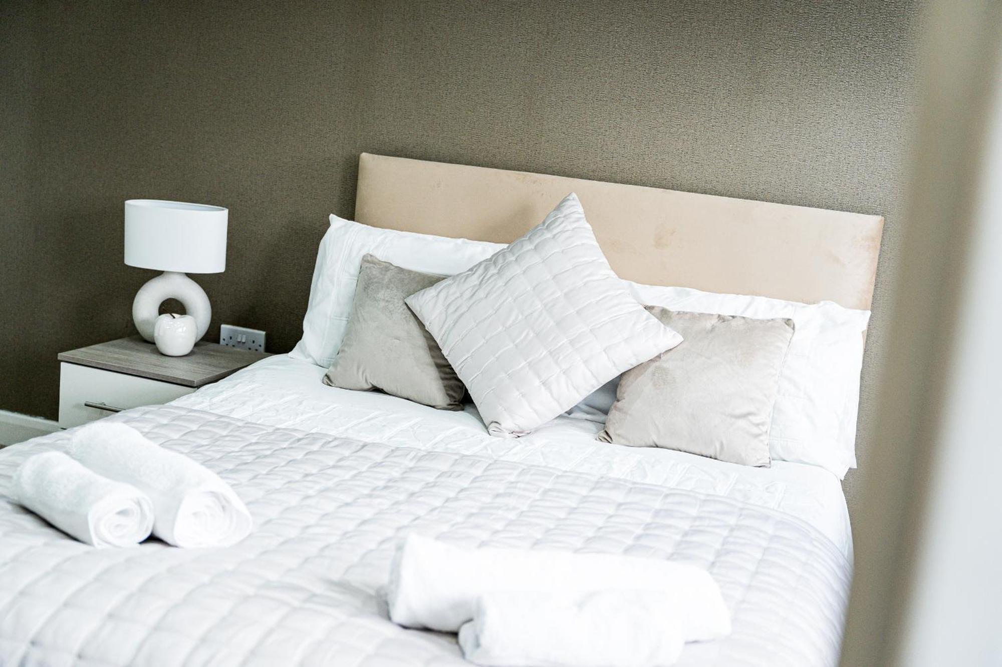 Brook Meadow House, 4 Bed House, Manchester Astley  외부 사진